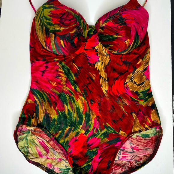 Vintage Mainstream One Piece Bathing Suit | Size 16 - Picture 3 of 8